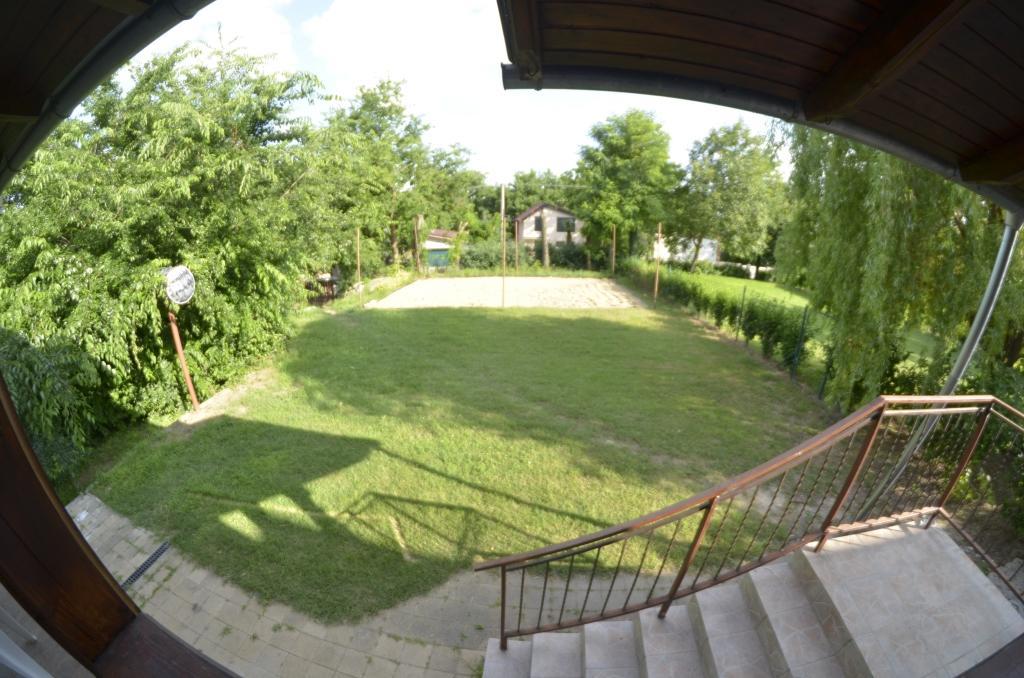 Tobo House Along The River Danube Radvan nad Dunajom ภายนอก รูปภาพ